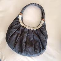 ราคา กระเป๋าผ้าสะพายไหล่นารายา (26305845393)