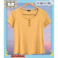 ราคา HOT ยี่ห้อตามรูปเลย ไม่มีเปื้อนใน ของจริงสวยเลย ยังดูดี ปล่อยเสื้อแบรนด์เนมแท้ ปกติราคาใน Shop แพงมากจ้า (26463218676)