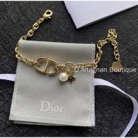 ราคา สร้อยข้อมือ dior ปล่อยต่อ (10853898507)
