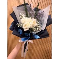 ราคา ช่อกุหลาบสดสีขาววันวาเลนไทน์ (24497976427)