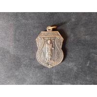 ราคา เหรียญ หลวงปู่ศุข วัดปากคลองมะขามเฒ่า รุ่นศาลหลักเมือง ปี21 (19752618747)