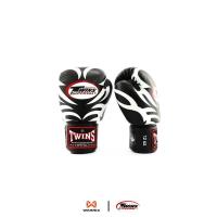 ราคา WARRIX TWINS นวมสักหลาด Tattoo ดำ/ขาว CS-FBGVL39W (6860734057)