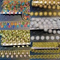 ราคา สังวาลย์/เพชรเส้นคัดเกรดดีสีสดสวยราคาต่อ1หลาสีเงิน/ทอง/อุปกรณ์ตกแต่ง สังวาลย์ดอกไม้ DIY ชุดไทย เหรียญโปรยทาน (42805503599)