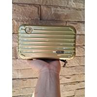 ราคา RIMOWA แท้ มือสอง สภาพดี ขนาด7×4นิ้ว ใส่อุปกรณ์เดินทาง มีตำหนิ เขียวอ่อน โปรดอ่านรายละเอียด (44804088472)