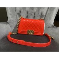 ราคา กระเป๋า Chanel Boy สีส้มแสด หนังแก้ว มือสอง ลดสุดๆงดต่อค่า (19930458199)