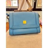 ราคา กระเป๋าสะพาย MCM มือสอง สีฟ้า (26336152970)