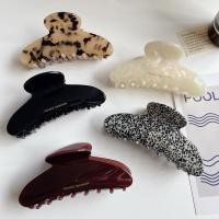 ราคา ร้านไทย พร้อมส่ง กิ๊บหนีบผม ลายหินอ่อน หนีบแน่น ของแท้100% กิ๊บ กิ๊บติดกระเป๋า กิ๊บติดผม สไตล์เกาหลี ขนาดใหญ่ ทรงสวย (28757576313)