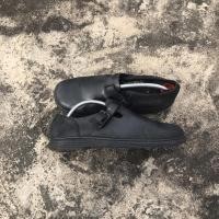 ราคา Dr Martens Patricia วินาที (18274004086)