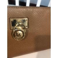 ราคา กระเป๋าสตางค์ใบยาว Long wallet สีน้ำตาล MK (24854335679)