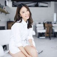 ราคา Used once like new limited chalire white grid (25520366)