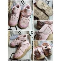 ราคา รองเท้าผ้าใบเด็กสีชมพูแบรนด์ จอร์แดน วัดใน15.5Cm รหัส187 ส่งต่อรองเท้าเด็กแบรนด์มือสอง (27967023471)