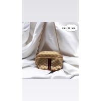 ราคา กระเป๋าสะพายข้าง (Used) (21576158066)