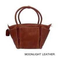 ราคา กระเป๋าสะพายหนังแท้ MOONLIGHT รุ่น HoneyComb สีน้ำตาลอ่อน ทำจากหนังวัวแบบชามัวร์ นุ่มมาก ทนทาน ไม่ลอกร่อนยิ่งใช้ยิ่งสวย (7144963068)