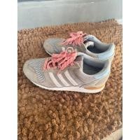 ราคา ส่งต่อ รองเท้าในภาพคือ Adidas ZX 700 size.38 มือ2 แท้ ขายตามสภาพ (43377068077)