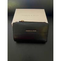 ราคา กระเป๋าเงิน Charles & keith ของแท้ 100% ซื้อจาก shop รุ่น sonnet snap-button small wallet พร้อมกล่อง ถุงผ้า (25875743612)