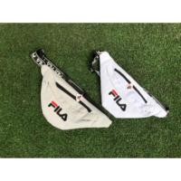 ราคา มีชิ้นเดียว กระเป๋าฟีล่าสีขาว สุดเฟี้ยว Fila Crossbody bags ขาวใส วัยรุ่นชอบ กระเป๋าสะพายข้าง (1719733841)