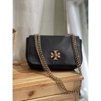 ราคา ❌Sold❌ Used Tory Burch Chain Cross Body & Shoulder Bag ♣️ (13405409679)