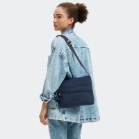 ราคา กระเป๋า Kipling รุ่น ALVAR สี Blue Bleu 2 (25067020616)