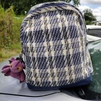 ราคา กระเป๋าเป้ ลายน้ำเงิน แถมเจ้าเขี้ยวกุด (27405333275)