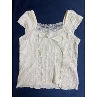 ราคา เสื้อยืดโบว์ลูกไม้ สีขาวครีม (45853524408)