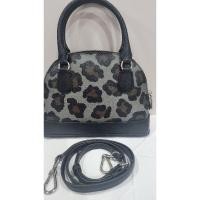 ราคา Coach Bag 7นิ้ว ทรงโดมลายเสือดาว สายสะพายปรับได้ tag ห้อยครบ ของแท้ 100%%%%%% (23976618878)