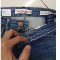 ราคา กางเกงยีนส์ MC Jeans มือสอง(แม็กซ์) (15947247154)