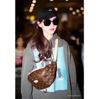 ราคา L.Vกระเป๋าหน้าอกแบบเดียวกับผู้ชายและผู้หญิง กระเป๋าคาดเอวสำหรับผู้ชายและผู้หญิง (25152465104)