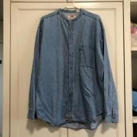 ราคา เสื้อเชิ้ตยีนส์สีอ่อน Levi’s size XL (4633026553)