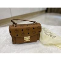 ราคา กระเป๋า MCM (Patricia Satchel in Visetos) (used) (9761064795)