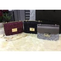 ราคา สินค้า Outlet CHARLES & KEITH Mini Square Shaped shoulder bag 2017 (692651248)