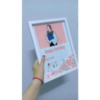 ราคา กรอบรูปพร้อมรูปวาดภาพเหมือน แถมฟรีพวงกุญแจ (12108386325)