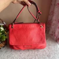 ราคา Sisley แท้ สะพายข้างหนังแท้ 2 ช่องซิป สายยาวเดิม ซับในสะอาดสวย ร่องรอยใช้งานมือสองเล็กน้อย ขนาด 11 x 3 x 8 นิ้ว 590 บาท (24897273436)