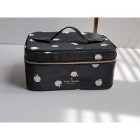 ราคา กระเป๋าเครื่องสำอางค์ Kate spade k8261 (25632913235)