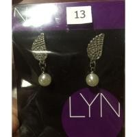 ราคา ต่างหู LYN 13.แบรนด์ลายนี้แบบนี้ นำมา sell ล้างสต๊อกราคาถูกมาก ๆ ถูกแบบตาตกไปเลย (21163721912)