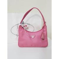 ราคา PRADA re edtion like new สีชมพู (13053240561)