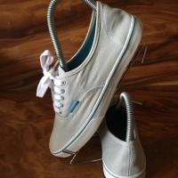 ราคา VANS สีฟ้าวินเทจ แท้ มือสอง (7101343461)