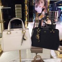 ราคา มีเก็บปลายทางกระเป๋า LYN คอลเลคชั่นใหม่ แท้ % จาก outlet รับฟรี ถุงกระดาษแบรนด์ (5045728215)