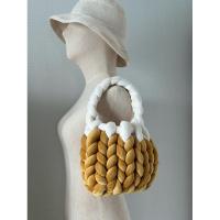 ราคา กระเป๋าถักไหมยักษ์สีเหลืองมัสตาร์ด ✨ (24320209357)