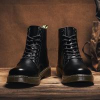 ราคา คู่ Martin รองเท้าใหม่อังกฤษ Dr.Martens ผู้ชาย/ผู้หญิงแฟชั่น Retro Martin รองเท้าจริงหนังข้อเท้ารองเท้ารถจักรยานยนต์รองเท้ากลางแจ้ง Kasut High-top เครื่องมือรองเท้า (26873895211)