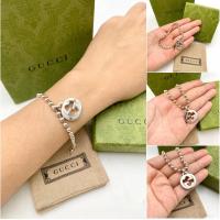 ราคา SALE Gucci Bracelet *กรุณาทักแชทเพื่อเช็คสต็อคก่อนกดสั่งนะคะ* (28129326987)