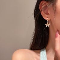 ราคา แมวตาหินดอกไม้ต่างหู S925 เข็มเงินฝังเพชรหูหัวเข็มขัดอารมณ์เรียบง่ายหวานหูหัวเข็มขัด (24103854658)
