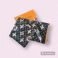 ราคา LV ผ้าคลุมไหล่ ผ้าพันคอ (20484209168)