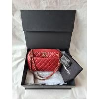 ราคา Chanel camera lamb skin in red big logo holo 17 size9 inches แท้% 9นิ้ว (6458478003)
