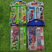 ราคา อุปกรณ์การเรียนของเด็ก ชุดเครื่องเขียน กล่องใส่ดินสอ ลายBen10 ลาย Avengers (6231013076)