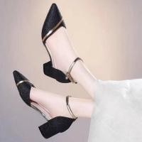 ราคา รองเท้าส้นสูงผู้หญิง แฟชั่นผู้หญิง หัวแหลมสายคาดเงิน ส้นสูงรัดส้น ใส่ทำงาน ใส่ออกงาน กลิตเตอร์เพชร ไซส์ 36-42 (43973914781)
