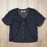 ราคา เสื้อ เสื้อชีฟอง แบรนด์ Flynow ของแท้ ลาย dot สีขาว ดำ หรูหรามาก เนื้อผ้าคุณภาพดีมาก ผ้าชีฟอง แต่ไม่โป๊ สวย (26502116856)