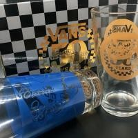 ราคา Vans 50th Anniversary Glass Set Vans (45256755029)
