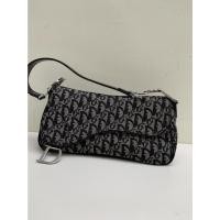 ราคา [CO220502498] Dior Saddle Bag Vintage (15185229790)