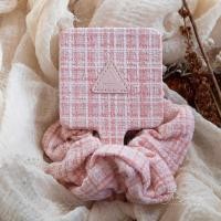 ราคา มาใหม่~แหวนติดผมตรวจสอบสีชมพูสไตล์ชาแนล/กระจกมือถือ (41828096989)