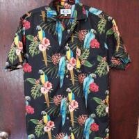ราคา เสื้อเชิ้ตฮาวายลายนกแก้วมาร์คอ (22235740646)